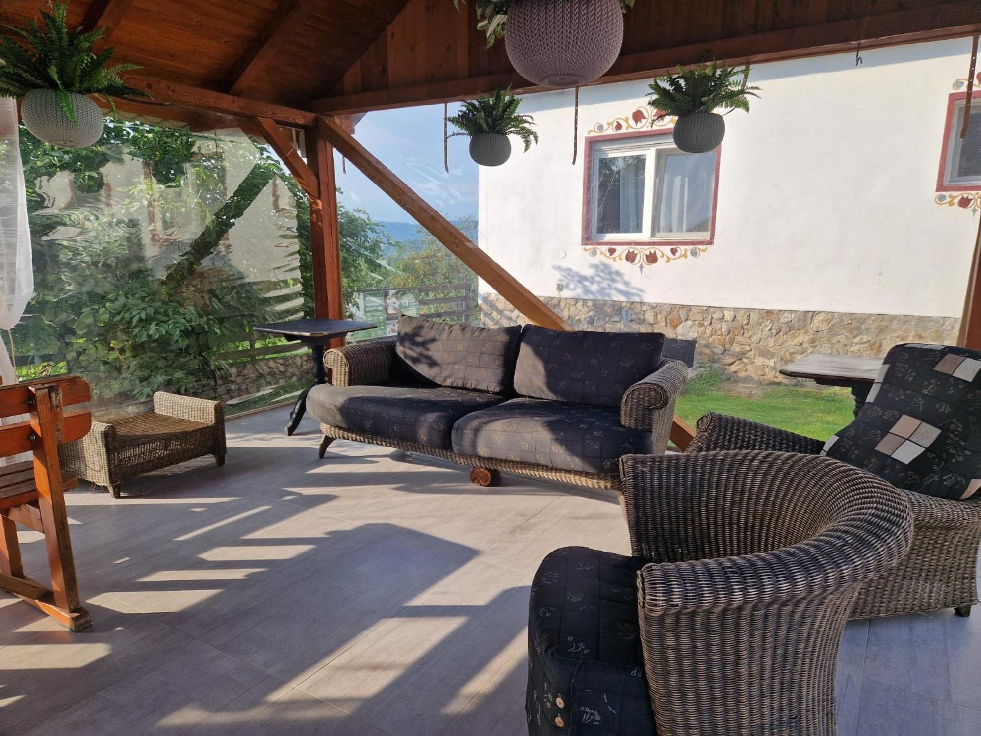 Pensiunea Turistica Retreat Belvedere 克里什河畔瓦杜 外观 照片