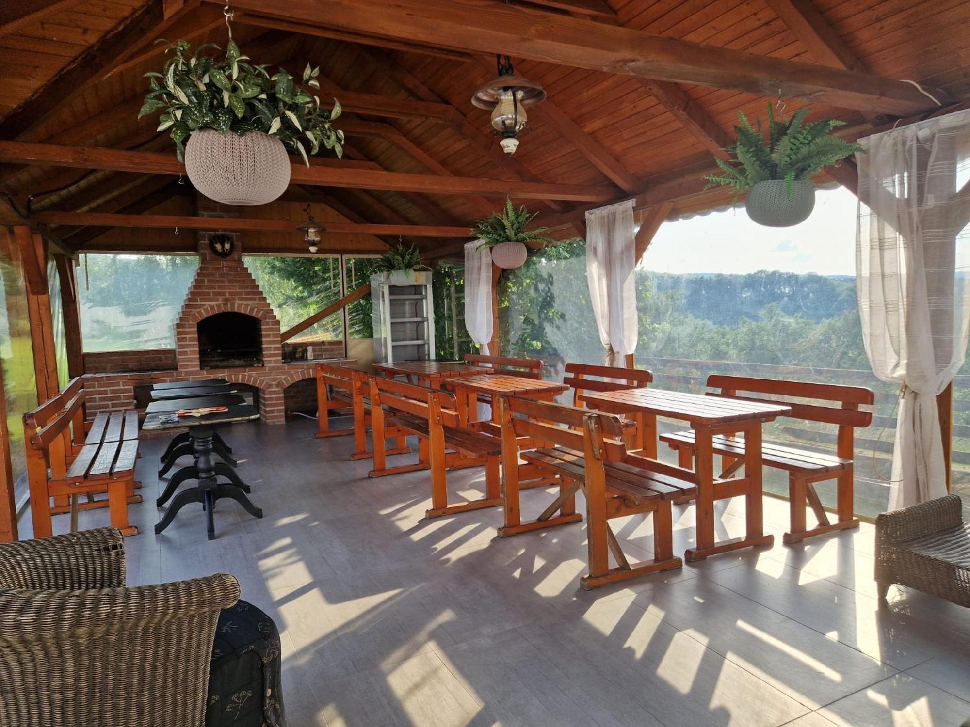 Pensiunea Turistica Retreat Belvedere 克里什河畔瓦杜 外观 照片